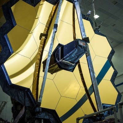 The world's most powerful telescope. Not the real @NASAWebb 
Dec. 18 am planning on joining my space friends and leave the love of my life behind @ariane5