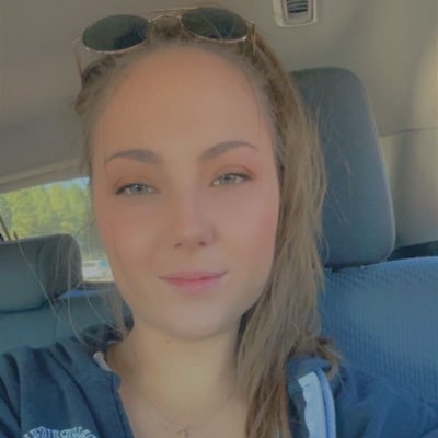 anahbopp's profile picture. too young to be wise too old to be stupid. oh wait...                                                🌈👩🏽‍🤝‍👩🏼