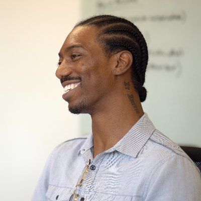 _brilliantbyrd's profile picture. Asset Investor 💹 Motorcycle Pilot 🏍️💨 Fitness Fever 🏋️🏾‍♂️ Marketing & Sales expertise 👥 Hometown love 😍 Unexpected cat owner 🧶😺
