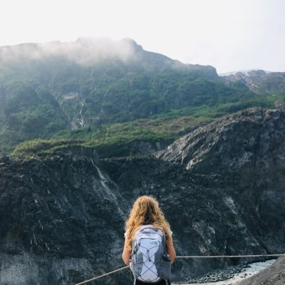 justjess016's profile picture. 🌿tree hugger 🌸she/her