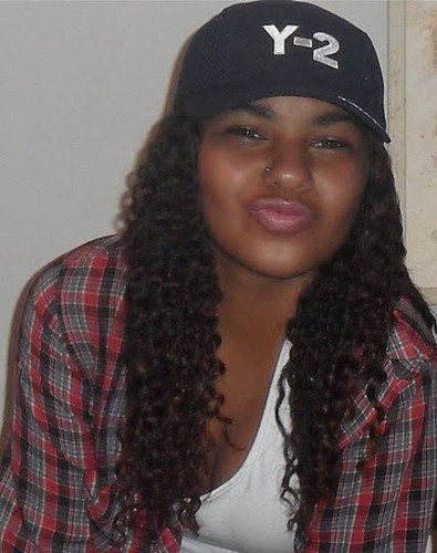 Thacyane Gomes, pessoal segue ai !