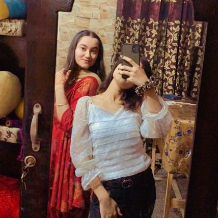 muskann32's profile picture. cuz it all comes back to love
▪ she/her