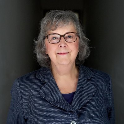 sozial-, senioren- und gesundheitspolitische Sprecherin und stellv. Vorsitzende der SPD-Fraktion in der BVV Pankow