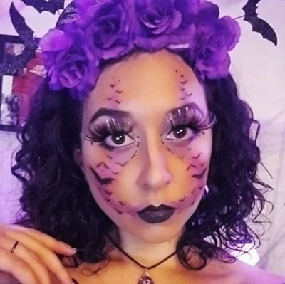 Latina gaming since the 90s 🇨🇦 • Twitch affiliate + Curator of the J-Unit💜 • Skincare junkie • Epic code: Jess0rz • Socials ⬇️ • https://t.co/w6bQz8TDLr