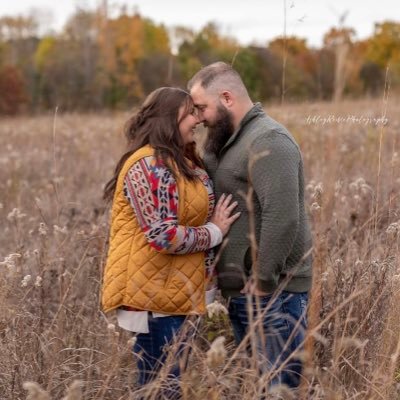 ReghanLerch's profile picture. 💍 • 🐕‍🦺 • 🦮•🐩