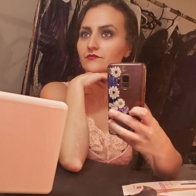 leakalouky's profile picture. The Woman Who Saved Saxon St ⛔