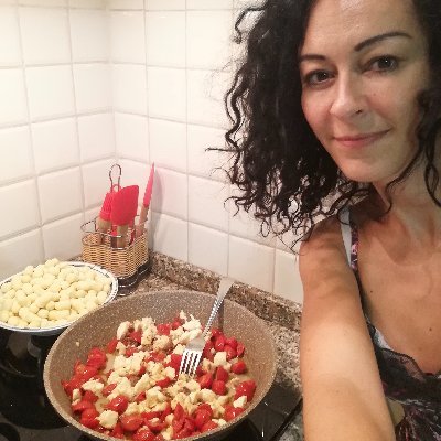Pomodoridicarlo's profile picture. Tomato lover who grows and especially cooks this amazing veg (fruit?) for the joy of family and friends. Check out my recipes!