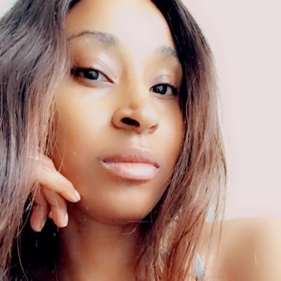 CatTaucher's profile picture. 🥂🍾