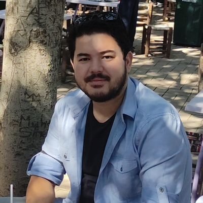 Atatürkçü - Türk Milliyetçisi 🇹🇷
Fen Bilimleri Öğretmeni 🔬🧪