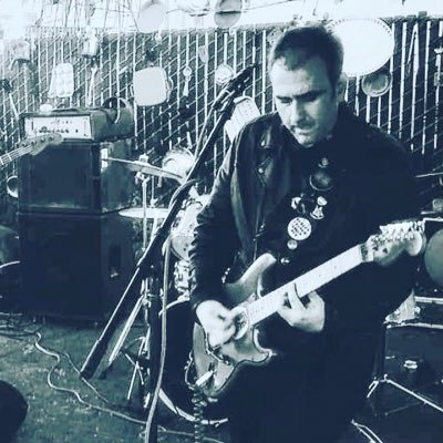 jlmeyer1980's profile picture. full time cat-parent, occasional maker of things, guitarist for NI⚡️NA, and all around libertine slack-about... he/them