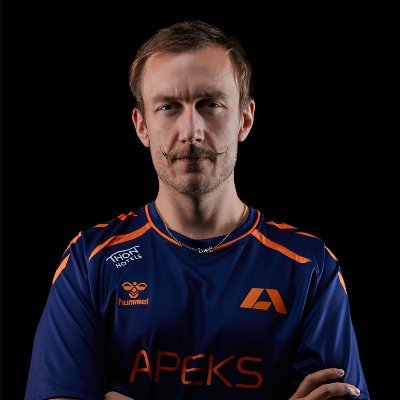 ivelhawk's profile picture. Norwegian, ex-PUBG player
