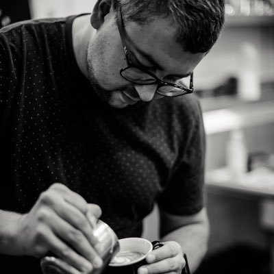 wiltodelta's profile picture. Coffee flows through my veins 😂 https://t.co/iorLeBXu8s