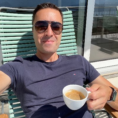 🇨🇭 | software engineer | Interested in politics, tech stuff, photography and sports such as windsurfing and skiing | I stand with Ukraine 🇺🇦