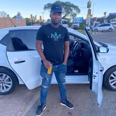 RiseMagic's profile picture. A Financial Accountant 🌏👩‍🎓 in the dusty streets of Tlhabane Slebone3@gmail.com