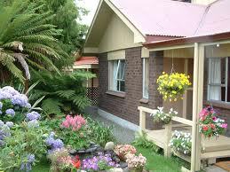 For All Your Home and Garden ... Information, Resources and Tips! Beautiful One Day - Perfect The Next! There's NO PLACE LIKE HOME. Put Your Feet Up and Enjoy!