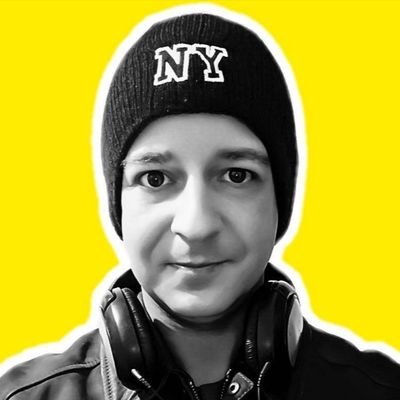 Músico - Productor Musical - Artista - Creador
Contacto y Gestiones: franydejota@gmail.com
Escúchame por mi programa de Radio Podcast: La música te mueve