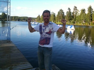 robertsjodelius's profile picture. Make och pappa med idrott som en viktig ingrediens i livet! Rektor till yrket och stor patriot till vår stad och dess människor!