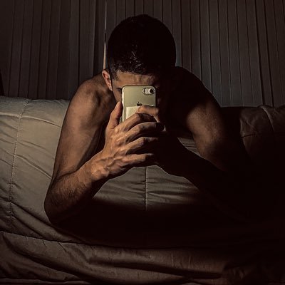 silie7v's profile picture. ɴᴏɴꜱᴇɴꜱᴇ ʜᴀᴘᴘᴇɴꜱ ʙʏ ᴀᴄᴄɪᴅᴇɴᴛ, ᴀɴᴅ ᴛʜᴇɴ ᴄᴏᴍᴇ ᴛʜᴇ ʙᴇꜱᴛ ᴍᴏᴍᴇɴᴛꜱ ɪɴ ʟɪꜰᴇ.