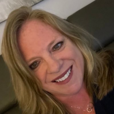 christinemcdade's profile picture. Saluki alum, HR professional, and history buff who lives in FL with my loves ❤️. Proud cancer survivor and baseball mom. Go Cubs go!