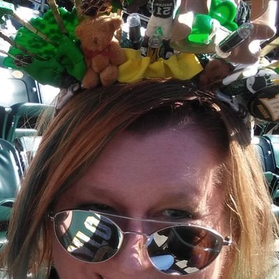 vernapratt10's profile picture. 