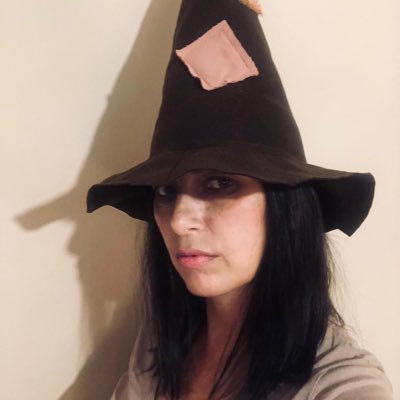 trishamaddaluno's profile picture. Amo solo i lupi solitari perché quelli in branco non sono poi così diversi dalle pecore.❤️