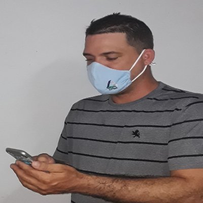 Oscar35428981's profile picture. 