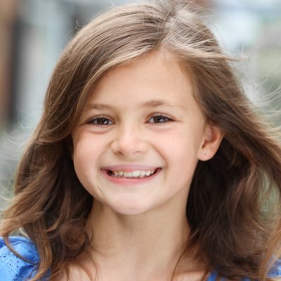 #ThePillowman @dukeofyorksLDN #FarAway @DonmarWarehouse Lead girl @Elmers Glue Sticks commercial. Parent run account. Represented by @ttakids1 @ttaadults