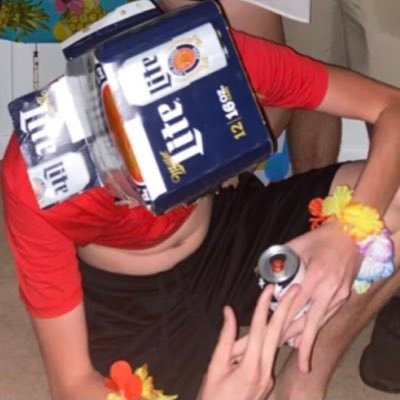 hodge_chance's profile picture. real rat hours