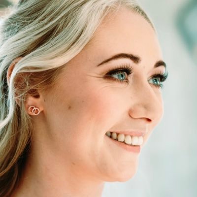 BA(Hons), MA, PGCE 🎓 PhD: Personal Citizenship Identity @ EHU 📚 Asst. Lecturer: Social Sciences 👩🏼🏫 Global learning & research consultant 🌍 Doxie mom 🐶