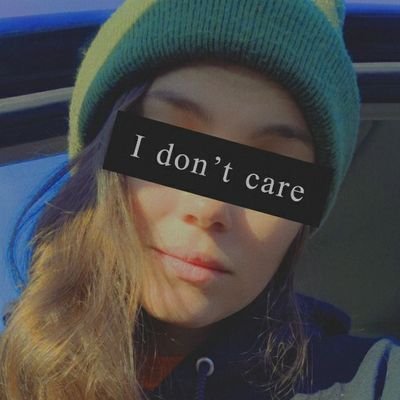 BriErnst9's profile picture. UHH alumni 🌋

Bi 🏳️‍🌈She/Her