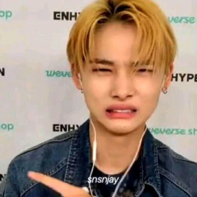 Jasmine55025666's profile picture. Your bias is just temporary, remember that!😌