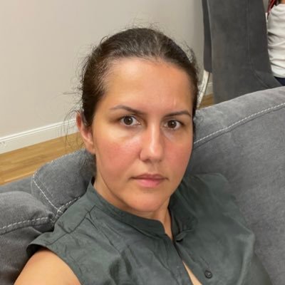 LauraHerban's profile picture. :)