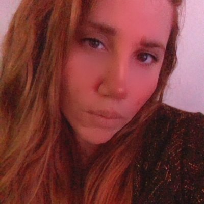 Web3 host @HumanTokenNFT
Travelling to earth with @NeonGenOfficial
Collector | #Womenintech