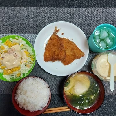 いろいろ情報を共有していきたい🌈🌽🌺🌴🌵🌻
玉城県政を支持し、沖縄与党、政府野党を応援しています。
平和、平等、安定の言葉が好きです☺
高1息子がいるので教育問題も興味あり。
乃木坂46と生駒里奈ちゃんを応援中🎶
スポーツ、アニメ、漫画も好きです。
無言フォローしますが、お許し下さい☺