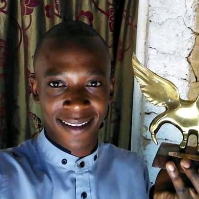 Étudiant à l'Université de Lubumbashi faculté école supérieure de ingénieur industriel
