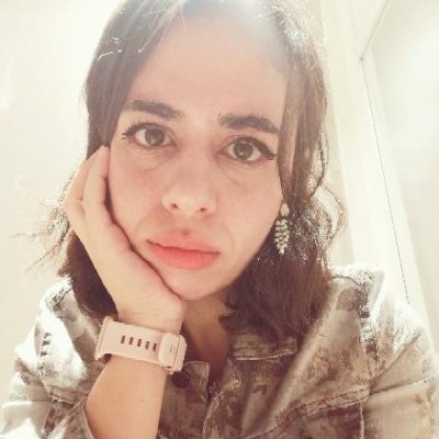 ChristinKNashed's profile picture. 사랑이 뭐라고? It's all about touch !