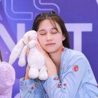 tiny bahiyyih (@tiny_hiyyih) 's Twitter Profile