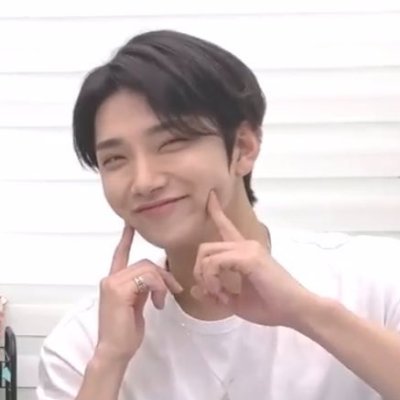 things here won't wither • ot13 • she/her • getting that dmd