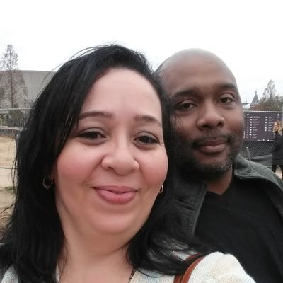 ladylogic39's profile picture. 