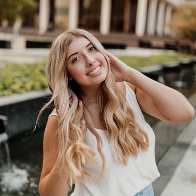 nataliemccumbe1's profile picture. 