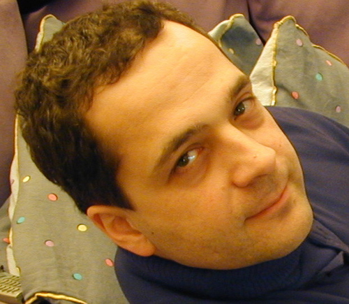 J'écris… des pages de textes… des lignes de codes.          
Informaticien littéraire… écrivain robotique…       
RDV sur FB : https://t.co/G3lC4TpRLR