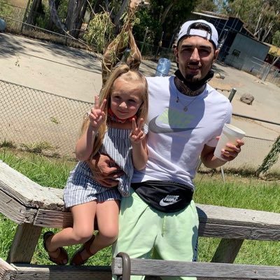 PapiFlorass's profile picture. Hungry and Humble