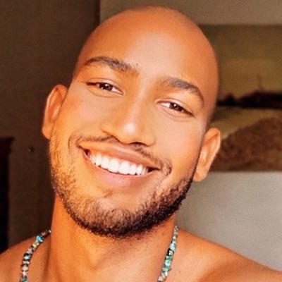 0fficialJulio's profile picture. Writer and Director of Louder Than Words 🤟🏽. Lambily 🐑✨📍NYC 📸IG: OfficialJulio