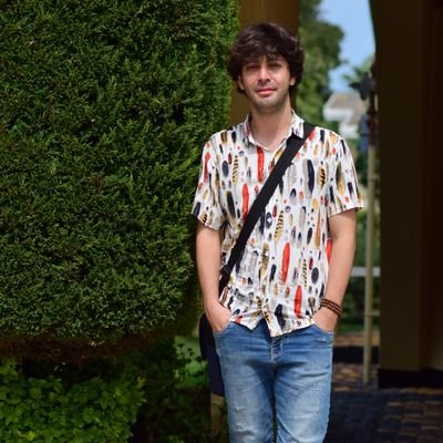 AhmadNezamipour's profile picture. Gamer 🎮 /
Adventurer 🧗 /
Local Guide 👣  /
English Teacher 👨‍🏫 /
Someone Who Cares 💡 /
Collect moments ⏳, not things 💰