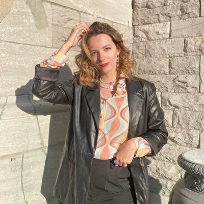 carlae_olt's profile picture. Books and looks: I teach and I dress up. Hobbies include capturing moments and 🎥 editing. Faculty of Education 👩🏻‍🏫 @mcgillu. #ccom315