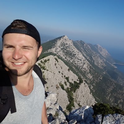 StropDaniel's profile picture. Primitivní spekulant