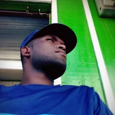 JhonnyM03502745's profile picture. en el deporte ⚽ esta  un buen trabajo  en equipo 💪