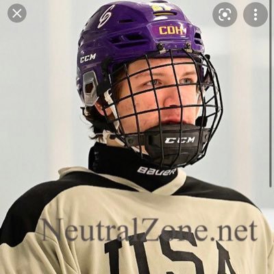 CDH hockey #21 University of St. Thomas Commit