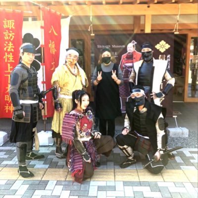 生まれも育ちも我等が大将 武田信玄の甲斐の国❗️ 今は亡きプロレスラーハヤブサさんは私の永遠のヒーローです💖 １型になって16年、数年前に網膜症で両目レーザー治療済み、両つま先に多少の痺れあり。 同じ１型で戦ってる仲間がいるから何とか生きていけてます😅 みんな頑張りましょうね☺️💗