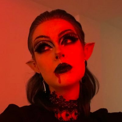 rubiscono's profile picture. don’t talk to me until my humours are balanced | they/them | uk | header by @ejknoodles